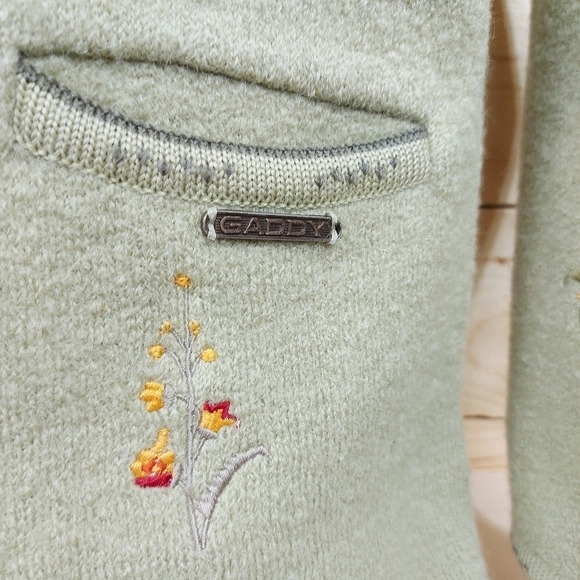 GADDY Boiled Wool Handmade Sweater Cardigan Jacket Flowers Embroidery Size M - Picture 9 of 13